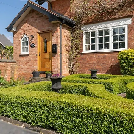 Beautiful Country Cottage For 8 - Great Staycation Wolverhampton Exterior foto