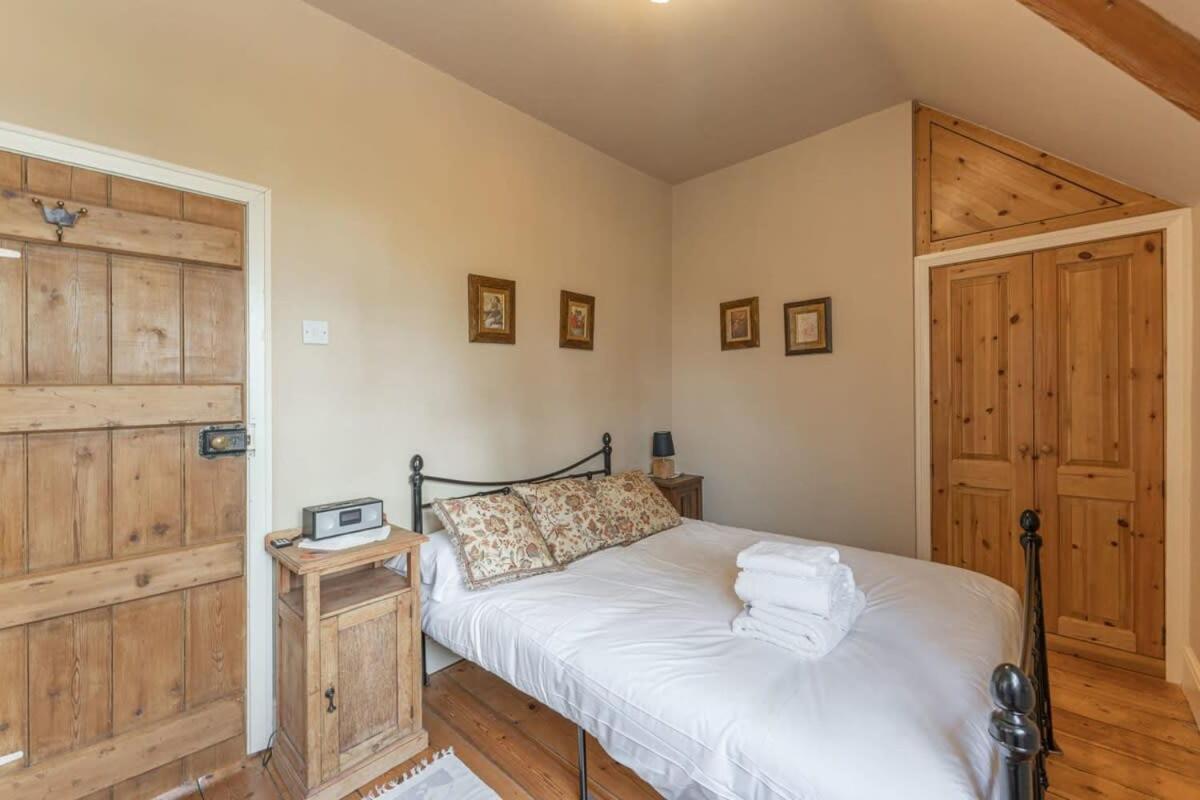 Holiday home Beautiful Country For 8 - Great Staycation *